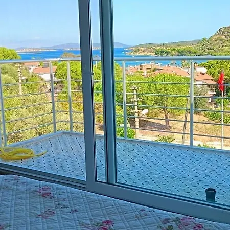 Villa Ildirda Deniz Manzarali *